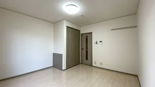 ナウ ビラージュ【1階】の内装