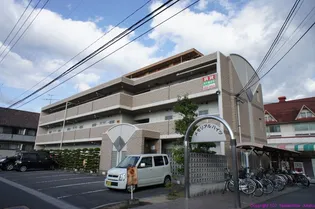 メモリアルハイツ【2階】の外観