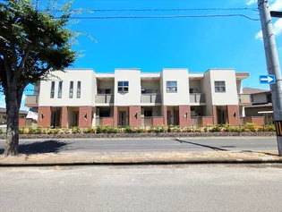 カーサ ド・マーニA【1階】の外観