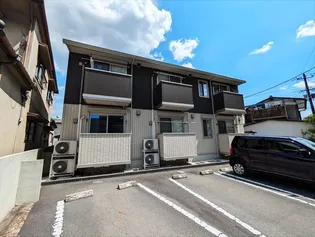 ルナール【1階】の外観