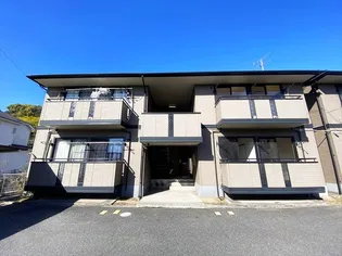 コニファーガーデン 3棟の画像