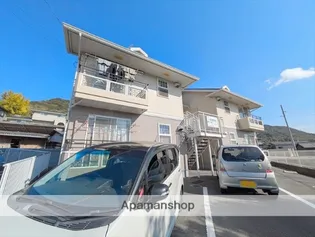 ファミール山岡の画像