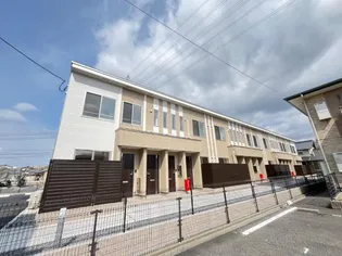 フィールドアップ雅【1階】の外観