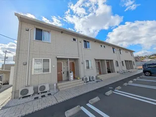 サンハートピア C棟【1階】の外観