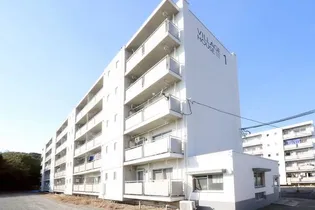 ビレッジハウス万富1号棟の画像