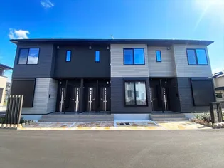 アゴーラ A棟【1階】の外観