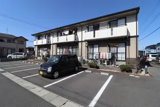 グリーンフィールズ C棟【1階】の外観