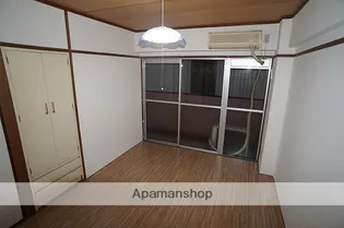 島津ビル【202号室】の居間