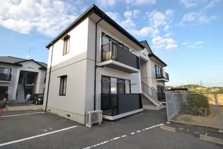 メゾン原之前C棟【102号室号室】の外観