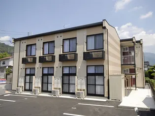 レオパレスプレミール八木【1階】の外観