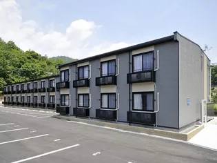 レオパレスコーラル可部東【103号室】の外観