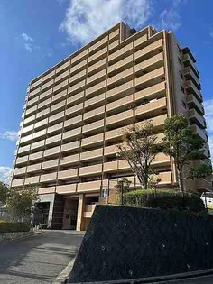 ライオンズヒルズ牛田早稲田【8階】の外観