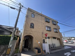 メゾン・ドウエスト【201号室号室】の外観