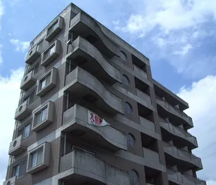 ヴェルソーヤスダ【305号室号室】の外観