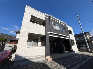 キューブ亀山の画像