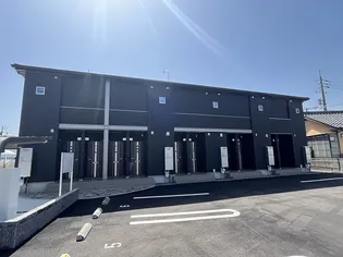 ハイ ロザーナ ファミリアの画像