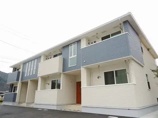 ブルーゼファー【1階】の外観