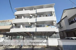 ホワイトパレス長束【3階】の外観