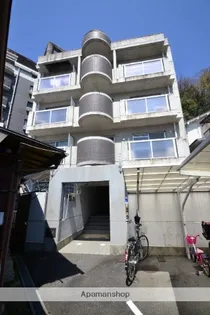 レジデンス天野壱番館【1階】の外観