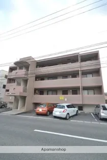 グリーンゼファー【3階】の外観