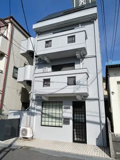 メタリック ビィラの画像