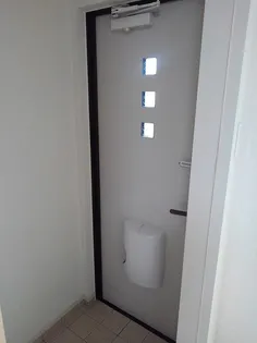 ガーデンM&M【1階】の玄関