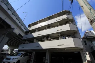 K B M己斐の画像