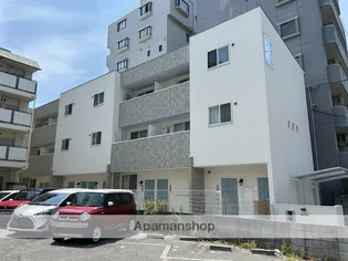 RAFFLES【3階】の外観