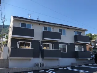 レグルス【1階】の外観