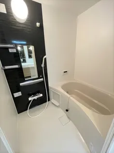 フローラル五月が丘 B棟【103号室】の風呂