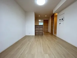 オルキス井口【1階】の居間