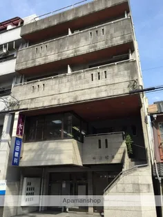 水上ビルの画像