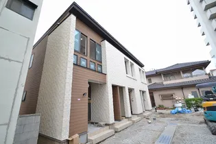 ブライト海岸【2階】の外観