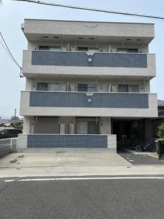 サウザンドグラス【1階】の外観