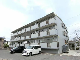 グランドール川内【3階】の外観