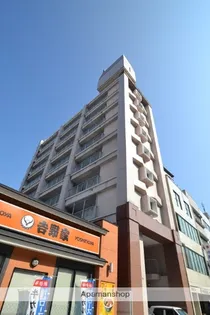 アーバン三篠【6階】の外観