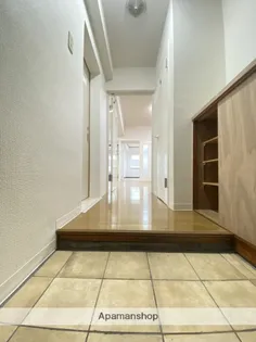 チサンマンション広島【6階】の玄関