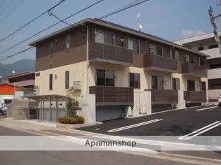 ファミールメゾン【1階】の外観