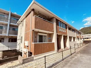 サンテラス山本【1階】の外観