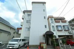 日吉マンション【201号室号室】の外観