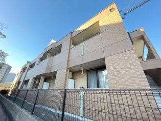 LA PATRIA【1階】の外観