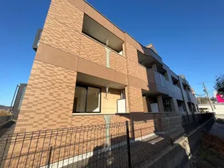 LA PATRIA【1階】の外観