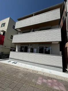 ペルル新広【3階】の外観