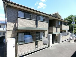 アゼリア土井A棟【2階】の外観