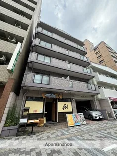 ファミーユ倉田【2階】の外観