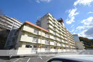 グランドハイツ山根【5階】の外観