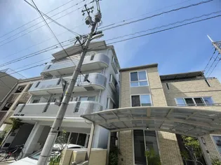 レジデンスK&M【3階】の外観