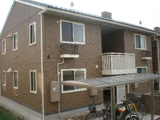 アドミラブール A棟【1階】の外観