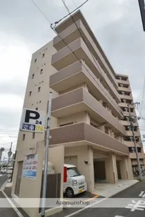 テリア出汐の画像