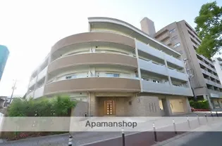 ファミールアビタシオン【3階】の外観